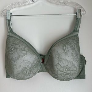 Cacique Bra, sage lace over white, 42D - item 35
